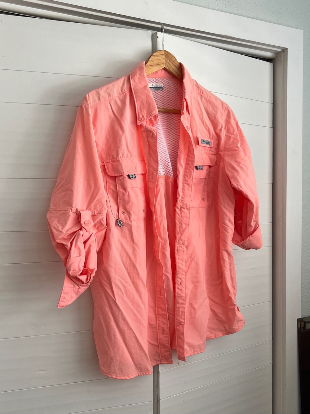 Coral Button-Down Fishing Shirt - Women